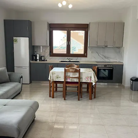 Διαμέρισμα Gaestehaus Dimitra *